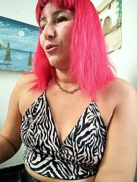 florecita9 online show from June 17, 5:25 pm