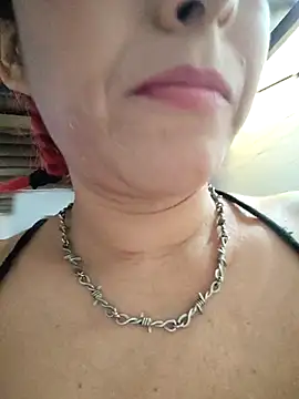 florecita9 online show from July 10, 4:51 pm