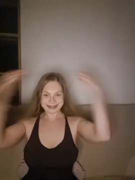 katiestevens online show from October 25, 8:59 pm