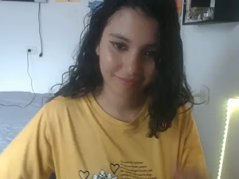 HannaKlein online show from November 20, 6:20 pm