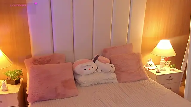 CaseyPiierce online show from November 28, 8:56 pm