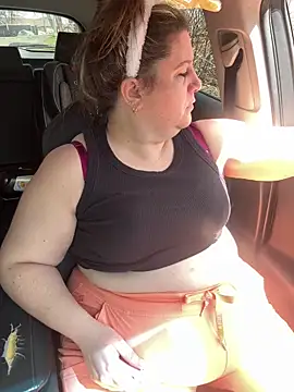 Vanilla-Cakebaum online show from April 3, 4:38 pm