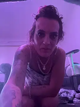 Haleytightlips1986 online show from March 5, 7:20 pm