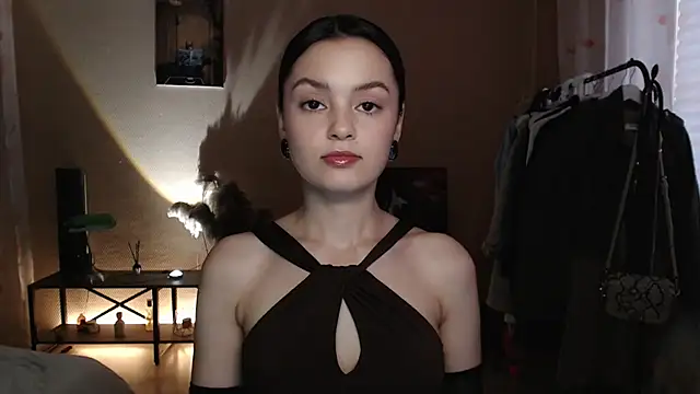CuteRuby99 online show from August 4, 2:23 pm