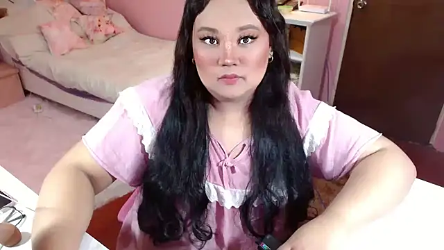 Snapshot of GiannaLopezSmith chatting on September 30, 8:42 am GiannaLopezSmith online show from September 30, 8:42 am