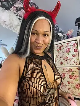 Jaylaloveofficial online show from October 31, 10:08 am