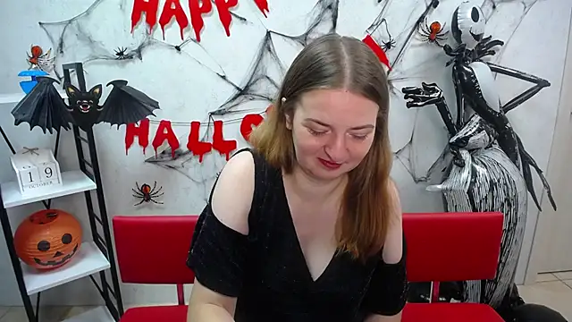 FreyaDak online show from October 19, 5:20 am