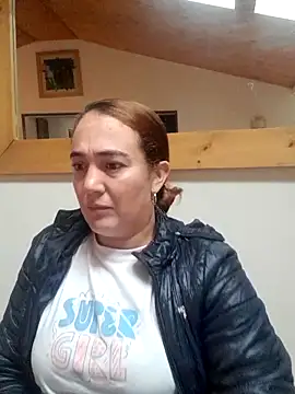 skayhot  online show from April 9, 1:05 pm