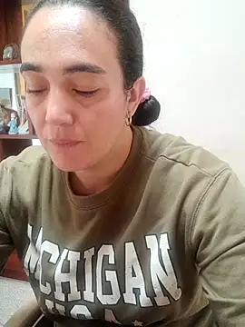 skayhot  online show from October 25, 2:14 pm