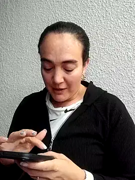 Snapshot of skayhot_ chatting on September 29, 1:05 pm skayhot online show from September 29, 1:05 pm