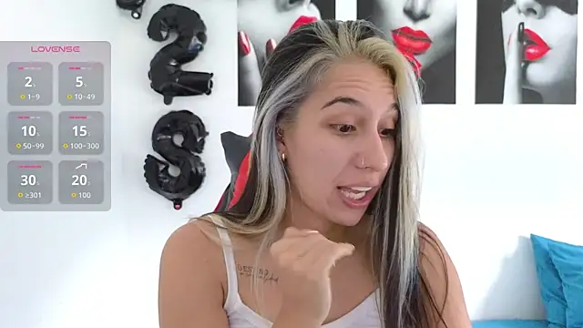 Snapshot of tammyandrade_ chatting on October 6, 1:50 pm tammyandrade online show from October 6, 1:50 pm
