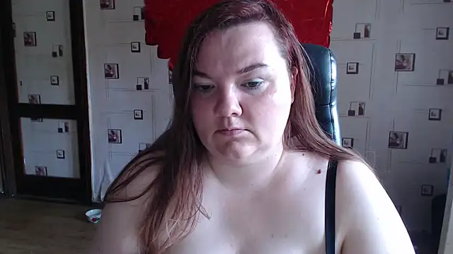 Snapshot of TasyaBigTTs chatting on September 10, 10:26 am TasyaBigTTs online show from September 10, 10:26 am