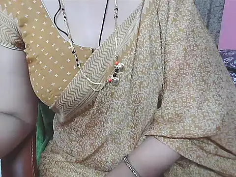 Snapshot of sunitha-3 chatting on October 1, 6:24 pm sunitha-3 online show from October 1, 6:24 pm