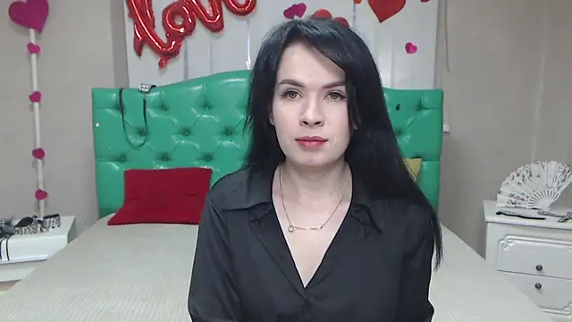 JasmineKouch online show from May 3, 6:17 am