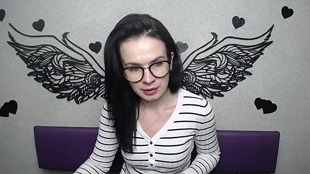 Snapshot of JasmineKouch chatting on September 23, 5:22 pm JasmineKouch online show from September 23, 5:22 pm