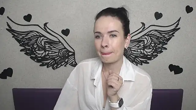 Snapshot of JasmineKouch chatting on October 8, 5:28 pm JasmineKouch online show from October 8, 5:28 pm