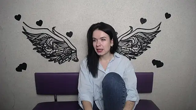 Snapshot of JasmineKouch chatting on October 17, 5:27 pm JasmineKouch online show from October 17, 5:27 pm