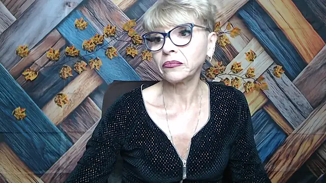 EllaBonito online show from December 4, 6:37 am