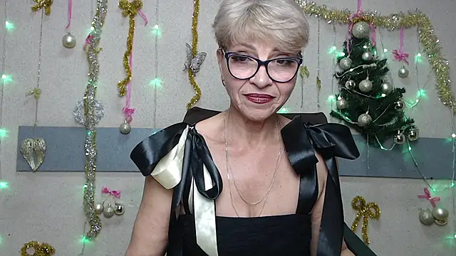 EllaBonito online show from December 16, 6:30 am