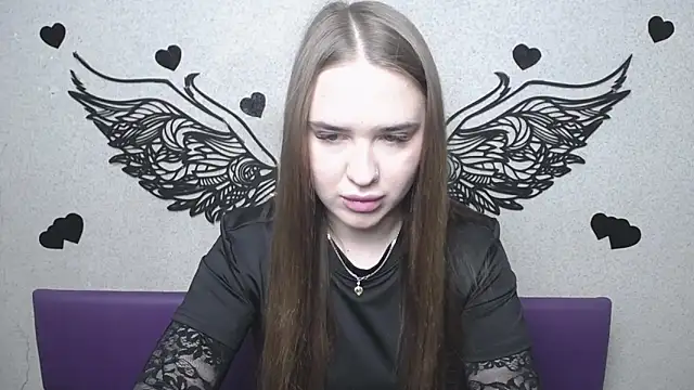 LauraHlot online show from April 21, 5:36 am