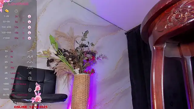 Karla-Ebony online show from October 12, 1:57 pm