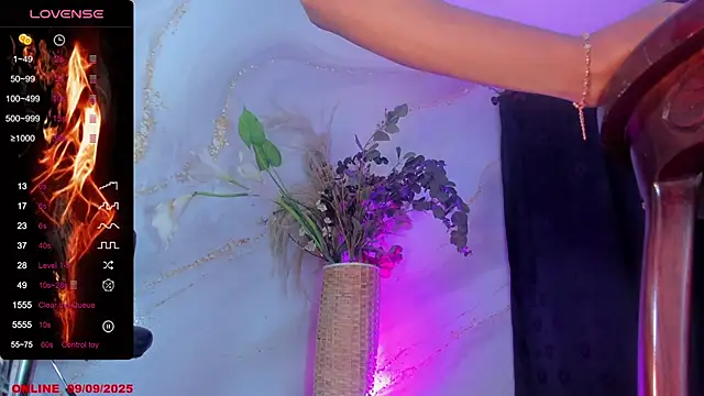 Karla-Ebony online show from September 9, 2:17 pm