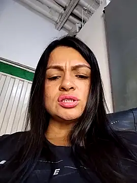 Snapshot of Linda_Lars chatting on September 9, 2:00 am Linda Lars online show from September 9, 2:00 am