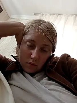 Snapshot of AnastasiaSky19 chatting on September 27, 9:05 am AnastasiaSky19 online show from September 27, 9:05 am