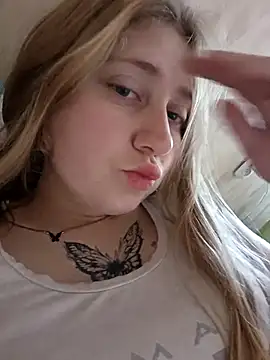 Snapshot of AnastasiaSky19 chatting on October 27, 7:37 am AnastasiaSky19 online show from October 27, 7:37 am