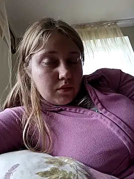 Snapshot of AnastasiaSky19 chatting on October 1, 9:03 am AnastasiaSky19 online show from October 1, 9:03 am