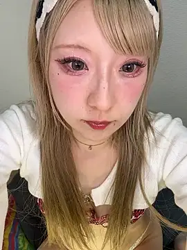alice  1111 online show from May 1, 11:57 am