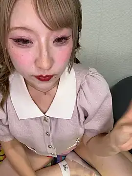alice  1111 online show from June 15, 1:11 pm