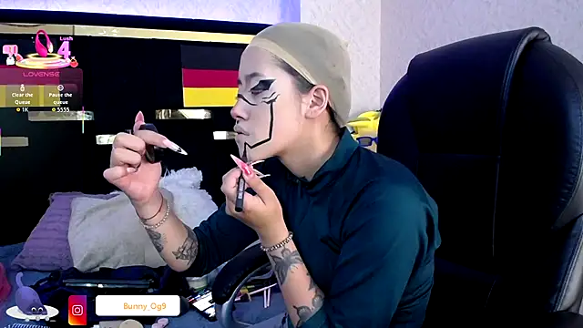 Bunny O online show from October 2, 9:42 pm