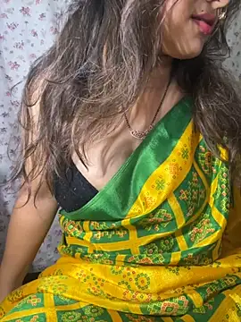 Snapshot of pikaindian chatting on September 13, 9:28 am pikaindian online show from September 13, 9:28 am