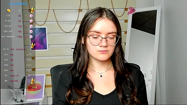 Snapshot of Josephine_jo chatting on September 13, 7:27 am Josephine jo online show from September 13, 7:27 am