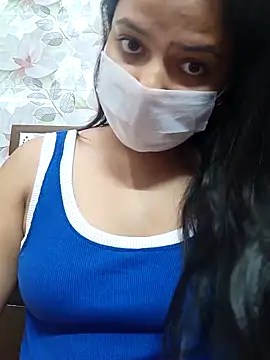 Myloveurvi online show from May 2, 11:02 am