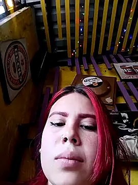 Snapshot of aurora_sky11 chatting on October 8, 9:52 pm aurora sky11 online show from October 8, 9:52 pm