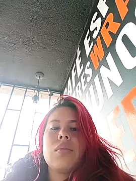 Snapshot of aurora_sky11 chatting on October 18, 4:32 pm aurora sky11 online show from October 18, 4:32 pm
