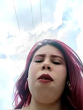Snapshot of aurora_sky11 chatting on October 11, 4:20 pm aurora sky11 online show from October 11, 4:20 pm