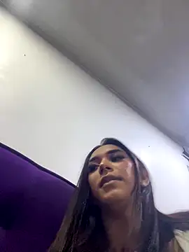 Nikol Rang   online show from November 5, 6:57 pm