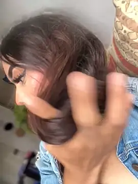 Nikol Rang   online show from November 10, 4:57 pm