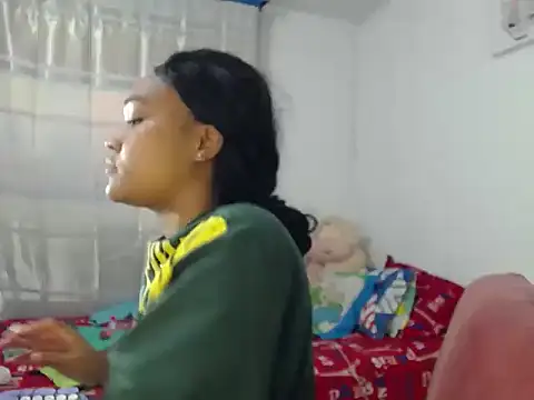 Snapshot of katty_ebonny chatting on October 7, 10:14 pm katty ebonny online show from October 7, 10:14 pm