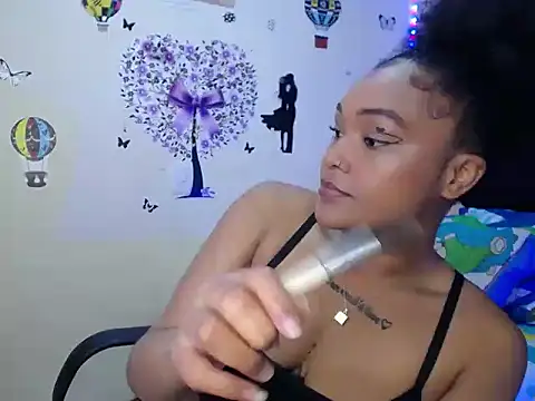Snapshot of katty_ebonny chatting on September 18, 4:11 am katty ebonny online show from September 18, 4:11 am