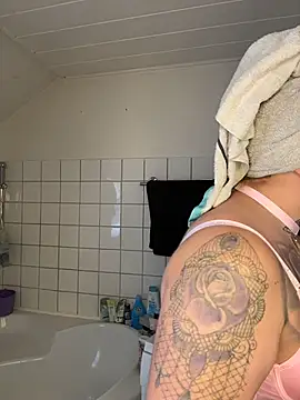 cc uncensored online show from February 13, 9:44 am