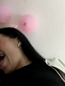 Snapshot of IssabellaLopez chatting on September 24, 12:04 pm IssabellaLopez online show from September 24, 12:04 pm