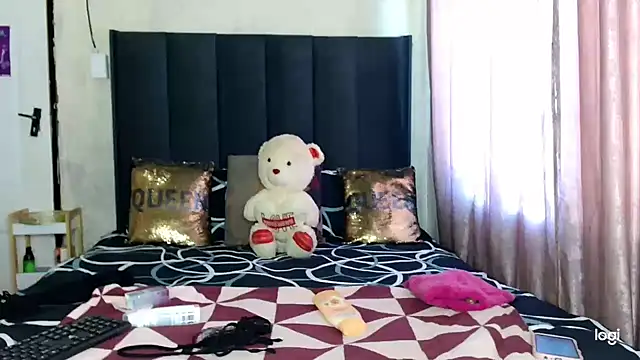 Snapshot of quenliyasa chatting on September 22, 7:51 am quenliyasa online show from September 22, 7:51 am