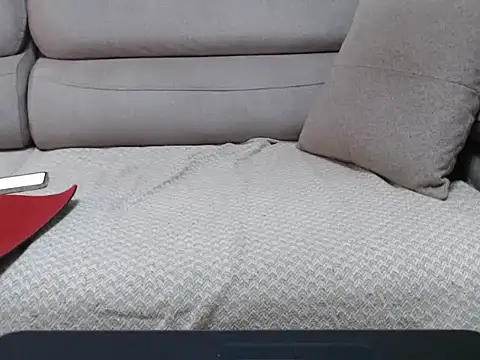 YARRAKKKDELISIIIII online show from December 2, 9:44 am