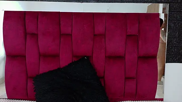 April1 sc online show from September 18, 1:53 pm