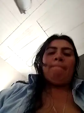 naughty-sharlot online show from December 17, 9:41 pm