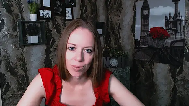 Snapshot of GloriaSi_ chatting on September 23, 4:32 am GloriaSi online show from September 23, 4:32 am